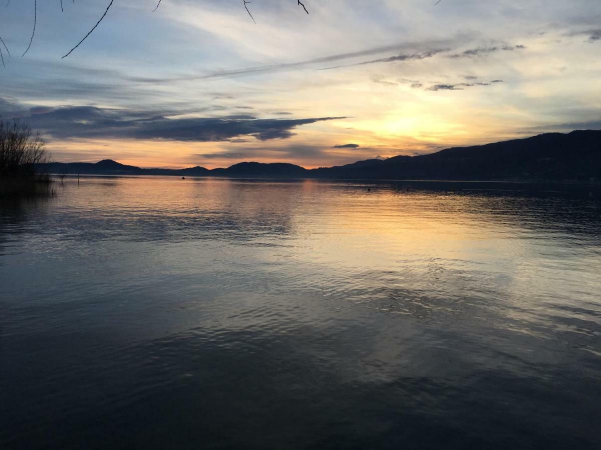 The Gulf Villa - Lago Maggiore Monvalle Buitenkant foto